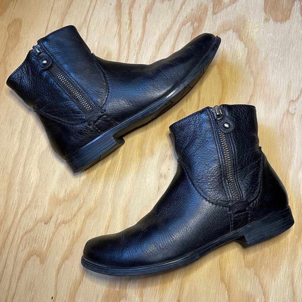 🖤 EARTHIES Black SINTRA Ankle Boots Zip SIZE 6.5 Leather Stud Suede Peekaboo